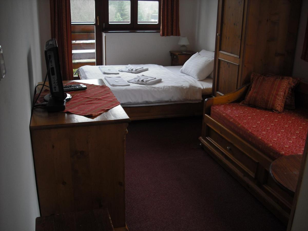 Sport Hotel Pomi Гаррахов Экстерьер фото